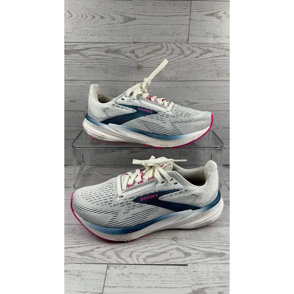 Brooks Revel 8 1204561B132 White Moonlight Pink 6B Women's Running Shoes #243